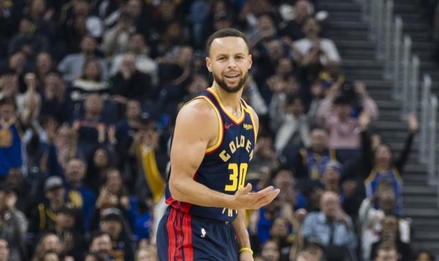 坚持12人超长轮换的勇士 究竟在坚持什么？