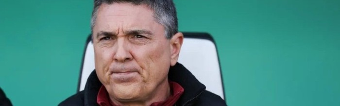 开云体育官方-膜拜安东尼奥！6人轮换造最大比分胜利 被球员高高抛起 里皮之后最强|U23|西班牙|亚洲杯|决赛|安东尼奥-瓦伦西亚_新浪体育_新浪新闻